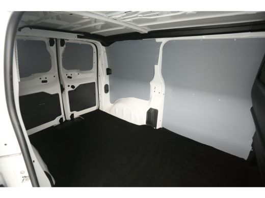 Toyota ProAce Worker 2.0 D-4D L2H1 145PK Airco Cruise Carplay Parkeersensoren 3 Persoons Elektrpakket ActivLease financial lease
