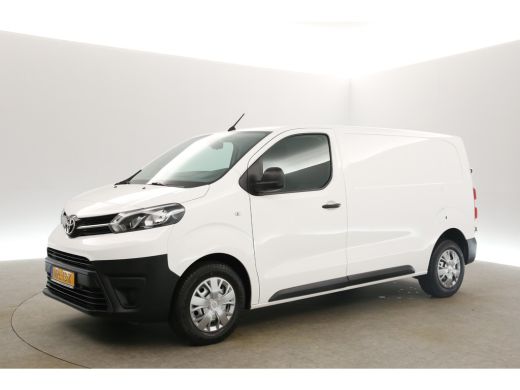 Toyota ProAce Worker 2.0 D-4D L2H1 145PK Airco Cruise Carplay Parkeersensoren 3 Persoons Elektrpakket ActivLease financial lease