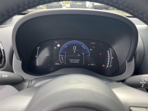 Toyota Yaris Cross 1.5 Hybrid 115 First Edition | Navigatie | Apple CarPlay/Android auto | Stuur en stoelverwarming ActivLease financial lease