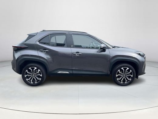 Toyota Yaris Cross 1.5 Hybrid 115 First Edition | Navigatie | Apple CarPlay/Android auto | Stuur en stoelverwarming ActivLease financial lease