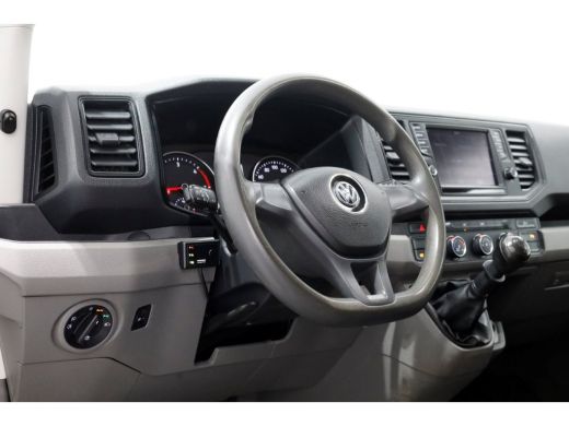 Volkswagen Crafter 35 2.0 TDI 177pk E6 RWD L3H3 (L2H2) Airco/Navi/Camera Trekhaak 3500kg 05-2018 ActivLease financial lease