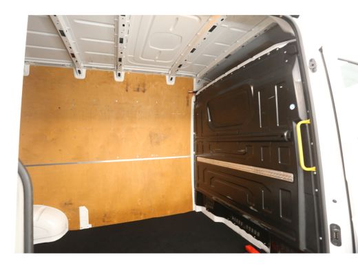 Volkswagen Crafter 35 2.0 TDI L3H3 141PK DSG 3000KG Trekgew. Automaat Airco Cruise 3 Persoons Elektrpakket ActivLease financial lease