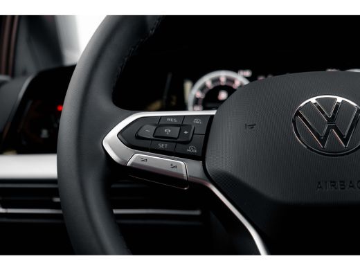 Volkswagen GOLF Variant 1.5 eTSI 116PK Life Business | Elek. Stoelen | Stoelverwarming | Sfeerverlichting | Navigatie | A... ActivLease financial lease