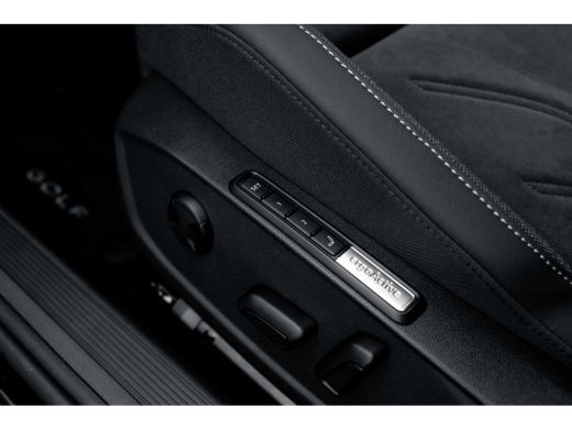Volkswagen GOLF Variant 1.5 eTSI 116PK Life Business | Elek. Stoelen | Stoelverwarming | Sfeerverlichting | Navigatie | A... ActivLease financial lease