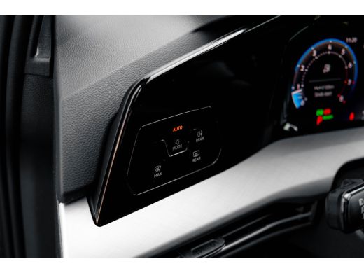 Volkswagen GOLF Variant 1.5 eTSI 116PK Life Business | Elek. Stoelen | Stoelverwarming | Sfeerverlichting | Navigatie | A... ActivLease financial lease