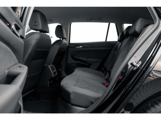 Volkswagen GOLF Variant 1.5 eTSI 116PK Life Business | Elek. Stoelen | Stoelverwarming | Sfeerverlichting | Navigatie | A... ActivLease financial lease