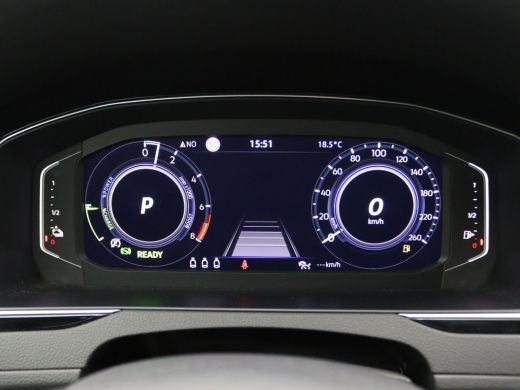 Volkswagen Passat Variant 1.4 TSI PHEV GTE Business 218PK DSG Achteruitrijcamera, Adaptieve Cruise Controle, Elektr... ActivLease financial lease