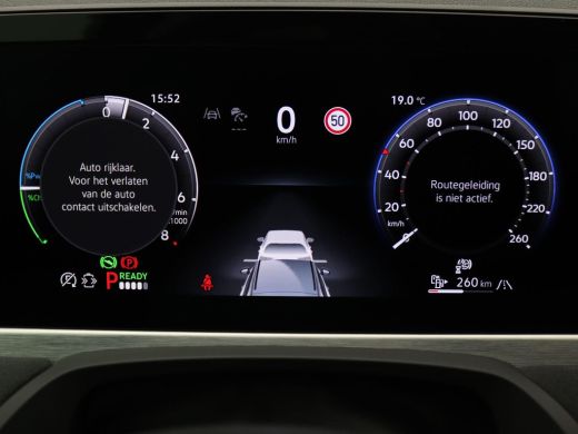 Volkswagen Passat Variant 1.5 eHybrid R-Line Business 272PK DSG matrix led, trekhaak, 360gr. camera, head-up, panor... ActivLease financial lease