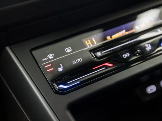 Volkswagen Polo 1.0 TSI R-Line Sport Automaat (SCHUIFDAK, 2X R-LINE, DIGITAL COCKPIT, APPLE CARPLAY, GROOT NAVI, ... ActivLease financial lease