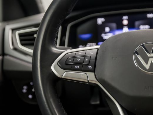 Volkswagen Polo 1.0 TSI R-Line Sport Automaat (SCHUIFDAK, 2X R-LINE, DIGITAL COCKPIT, APPLE CARPLAY, GROOT NAVI, ... ActivLease financial lease
