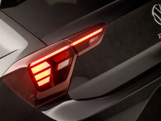 Volkswagen Polo 1.0 TSI R-Line Sport Automaat (SCHUIFDAK, 2X R-LINE, DIGITAL COCKPIT, APPLE CARPLAY, GROOT NAVI, ... ActivLease financial lease
