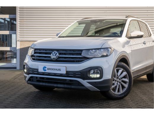 Volkswagen T-Cross Volkswagen 1.0 95pk TSI Life |Navigatie| Getint glas| Parkeersensoren v+a | ActivLease financial lease