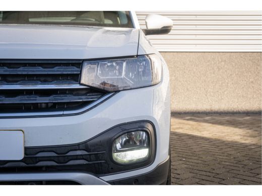 Volkswagen T-Cross Volkswagen 1.0 95pk TSI Life |Navigatie| Getint glas| Parkeersensoren v+a | ActivLease financial lease