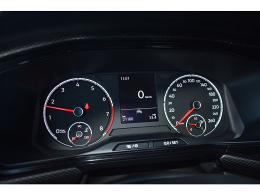 Volkswagen T-Cross 1.0 TSI 95PK Life | NAVI BY APP | PDC V+A | AIRCO | ELEKTR. PAKKET | 16 INCH ActivLease financial lease