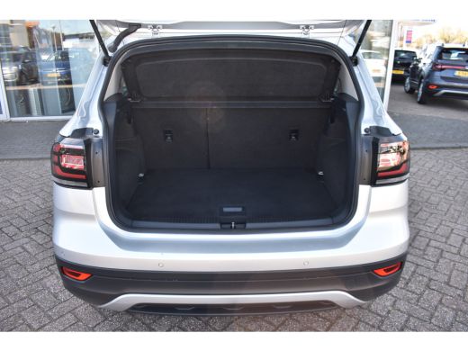 Volkswagen T-Cross 1.0 TSI 95PK Life | NAVI BY APP | PDC V+A | AIRCO | ELEKTR. PAKKET | 16 INCH ActivLease financial lease