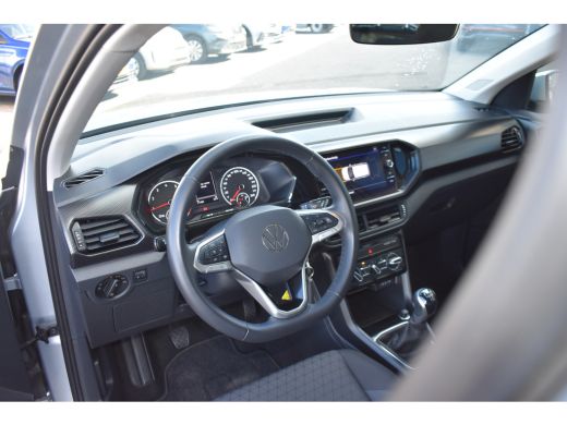 Volkswagen T-Cross 1.0 TSI 95PK Life | NAVI BY APP | PDC V+A | AIRCO | ELEKTR. PAKKET | 16 INCH ActivLease financial lease