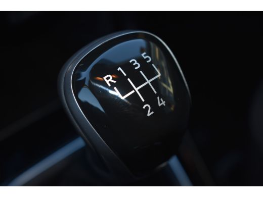 Volkswagen T-Cross Volkswagen Life Edition | 'App-Connect' draadloze smartphone integratie | Achterlichten LED | Afs... ActivLease financial lease