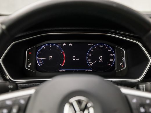 Volkswagen T-Cross 1.0 TSI Sport R Automaat (VIRTUAL COCKPIT, APPLE CARPLAY, GROOT NAVI, CLIMATE, LED KOPLAMPEN, SPO... ActivLease financial lease