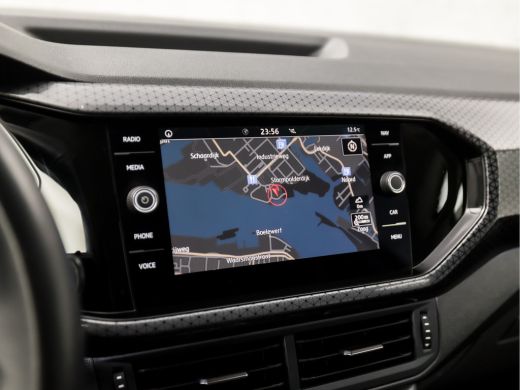Volkswagen T-Cross 1.0 TSI Sport R Automaat (VIRTUAL COCKPIT, APPLE CARPLAY, GROOT NAVI, CLIMATE, LED KOPLAMPEN, SPO... ActivLease financial lease
