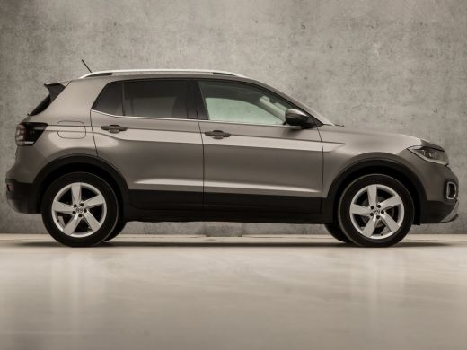Volkswagen T-Cross 1.0 TSI Sport R Automaat (VIRTUAL COCKPIT, APPLE CARPLAY, GROOT NAVI, CLIMATE, LED KOPLAMPEN, SPO... ActivLease financial lease
