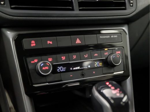 Volkswagen T-Cross 1.0 TSI Sport R Automaat (VIRTUAL COCKPIT, APPLE CARPLAY, GROOT NAVI, CLIMATE, LED KOPLAMPEN, SPO... ActivLease financial lease