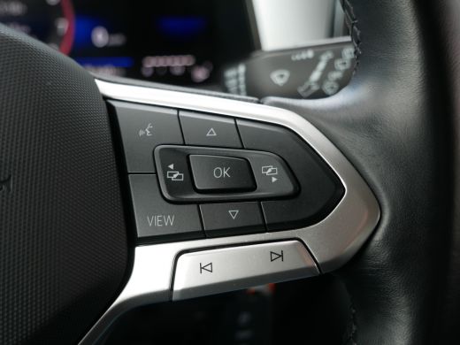 Volkswagen T-Roc 1.0 TSI Life Carplay | ACC | Parkeersensoren | 110pk ActivLease financial lease