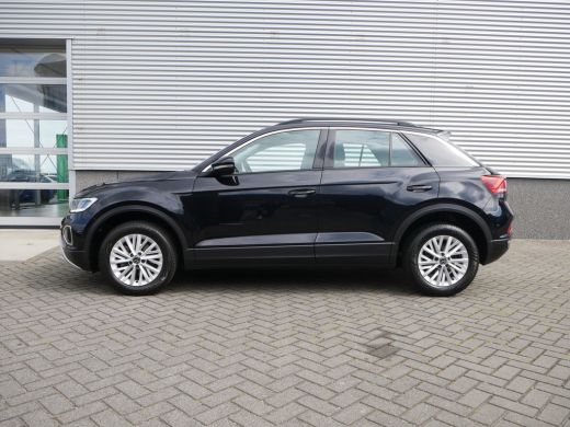 Volkswagen T-Roc 1.0 TSI Life Carplay | ACC | Parkeersensoren | 110pk ActivLease financial lease
