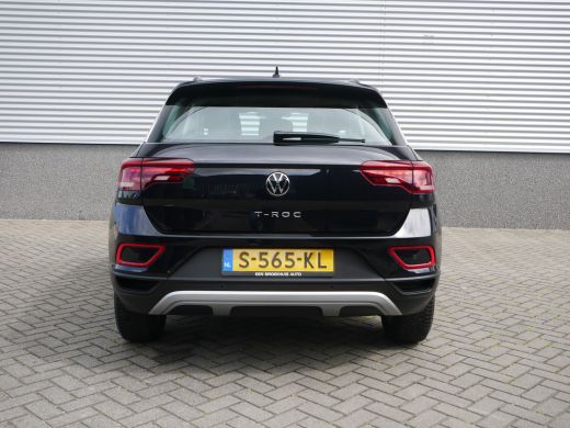 Volkswagen T-Roc 1.0 TSI Life Carplay | ACC | Parkeersensoren | 110pk ActivLease financial lease