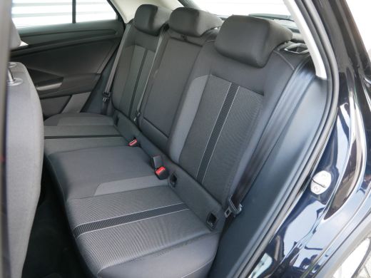 Volkswagen T-Roc 1.0 TSI Life 110PK | Carplay | pdc| Acc | ActivLease financial lease