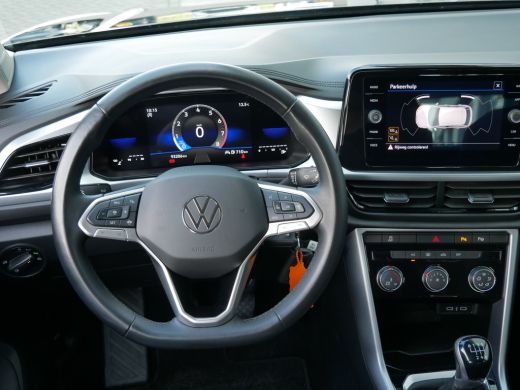 Volkswagen T-Roc 1.0 TSI Life 110PK | Carplay | pdc| Acc | ActivLease financial lease