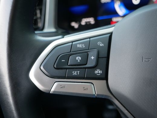 Volkswagen T-Roc 1.0 TSI Life 110PK | Carplay | pdc| Acc | ActivLease financial lease