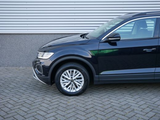 Volkswagen T-Roc 1.0 TSI Life 110PK | Carplay | pdc| Acc | ActivLease financial lease