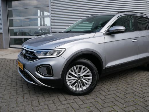 Volkswagen T-Roc 1.5 TSI Life ActivLease financial lease