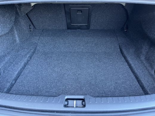 Volvo  S60 2.0 T4 R-Design | Apple Carplay/Android Auto|telefoonintegratie premium | Contourstoelen | Elektr... ActivLease financial lease