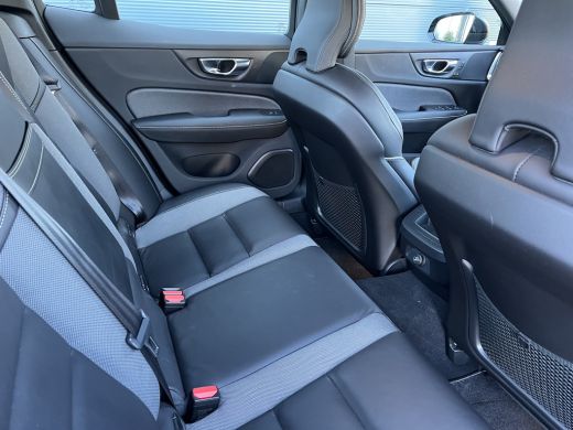 Volvo  S60 2.0 T4 R-Design | Apple Carplay/Android Auto|telefoonintegratie premium | Contourstoelen | Elektr... ActivLease financial lease