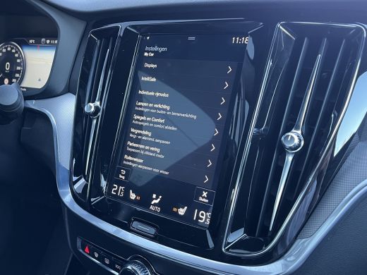 Volvo  S60 2.0 T4 R-Design | Apple Carplay/Android Auto|telefoonintegratie premium | Contourstoelen | Elektr... ActivLease financial lease