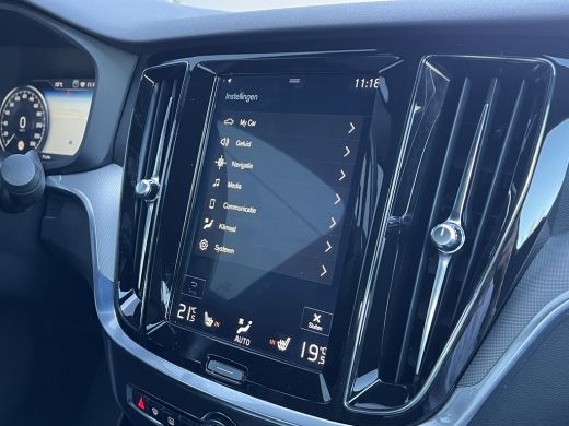 Volvo  S60 2.0 T4 R-Design | Apple Carplay/Android Auto|telefoonintegratie premium | Contourstoelen | Elektr... ActivLease financial lease