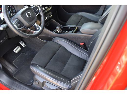 Volvo  XC40 Volvo T4 R-design | 360 CAM | Trekhaak | ActivLease financial lease