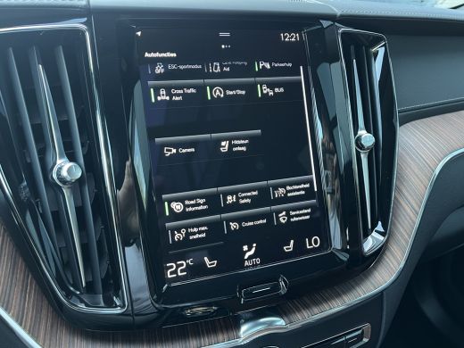 Volvo  XC60 Volvo 2.0 B4 Inscription | Achterbank verwarmd | Audio installatie premium | Cruise control adapt... ActivLease financial lease