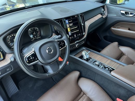 Volvo  XC60 Volvo 2.0 B4 Inscription | Achterbank verwarmd | Audio installatie premium | Cruise control adapt... ActivLease financial lease