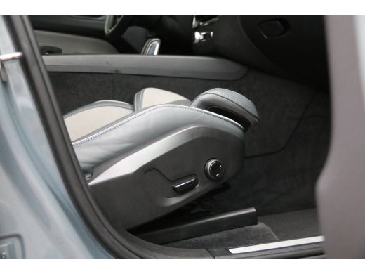 Volvo  XC60 Volvo 2.0 T6 Plug-in hybrid AWD R-Design | Trekhaak | Camera | Adaptive Cruise | Schuifdak | Harm... ActivLease financial lease