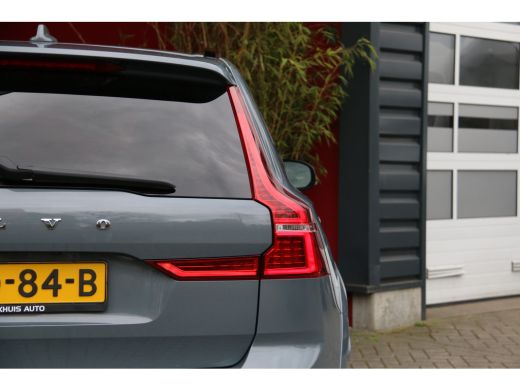 Volvo  XC60 Volvo 2.0 T6 Plug-in hybrid AWD R-Design | Trekhaak | Camera | Adaptive Cruise | Schuifdak | Harm... ActivLease financial lease
