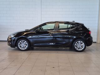 Opel Astra 1.2 Edition 110pk | Carplay/Android auto | Electronic climate controle | Navigatiesysteem full ma...