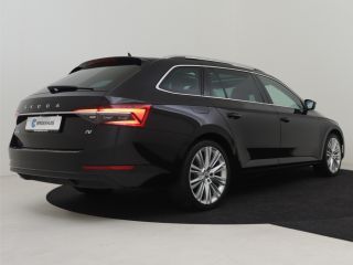 Skoda Superb Combi 1.4 TSI 218pk PHEV iV Business Edition Plus | Panorama dak | 360 Camera | Park assist | Ada...