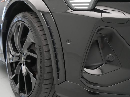 Audi e-tron S quattro 504pk 95 kWh Panorama Navigatie Luchtvering Trekhaak Camera ActivLease financial lease