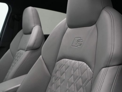 Audi e-tron S quattro 504pk 95 kWh Panorama Navigatie Luchtvering Trekhaak Camera ActivLease financial lease