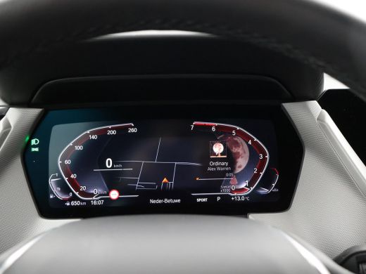 BMW 1-serie 118i AUT. EXECUTIVE EDITION + SPORTSTOELEN | STOELVERWARMING | APPLE CARPLAY ActivLease financial lease