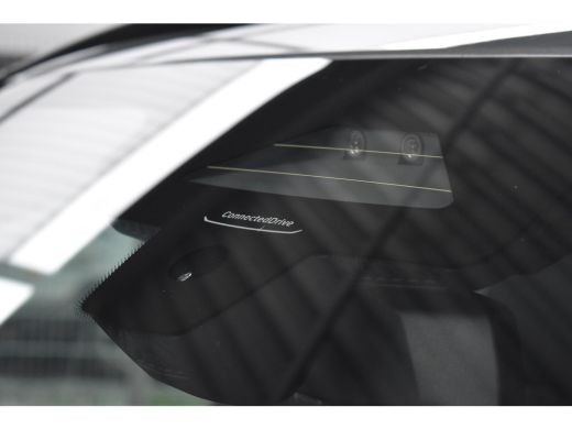 BMW X5 xDrive50e M Sportpakket Pro / OP VOORRAAD! / SUPERCOMPLEET / PANORAMADAK / MASSAGESTOELEN / TREKHAAK ActivLease financial lease