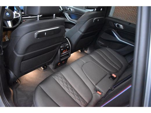 BMW X5 xDrive50e M Sportpakket Pro / OP VOORRAAD! / SUPERCOMPLEET / PANORAMADAK / MASSAGESTOELEN / TREKHAAK ActivLease financial lease