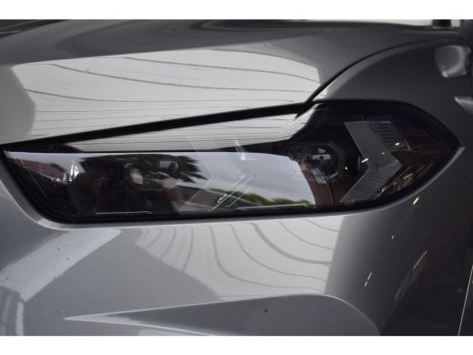 BMW X5 xDrive50e M Sportpakket Pro / OP VOORRAAD! / SUPERCOMPLEET / PANORAMADAK / MASSAGESTOELEN / TREKHAAK ActivLease financial lease